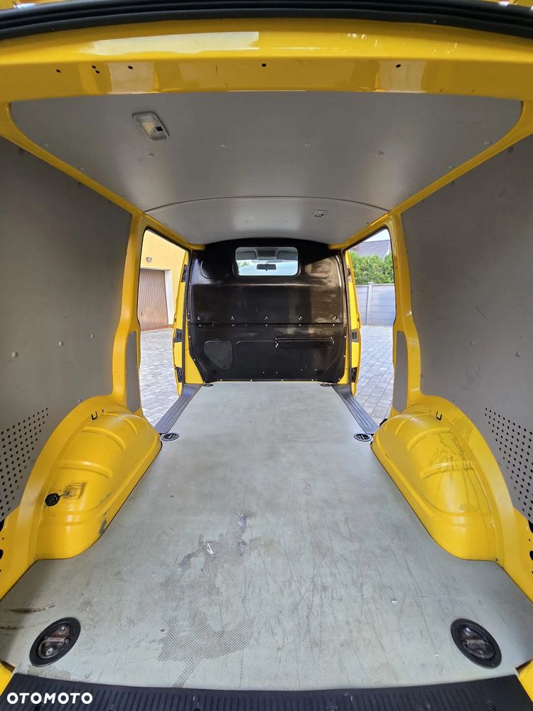 Volkswagen Transporter Lang EU5 - 17