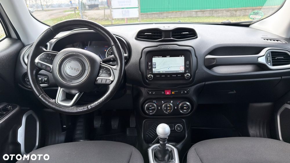 Jeep Renegade 1.4 MultiAir Limited - 36