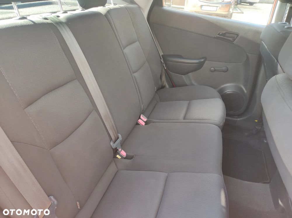 Hyundai i30 - 34