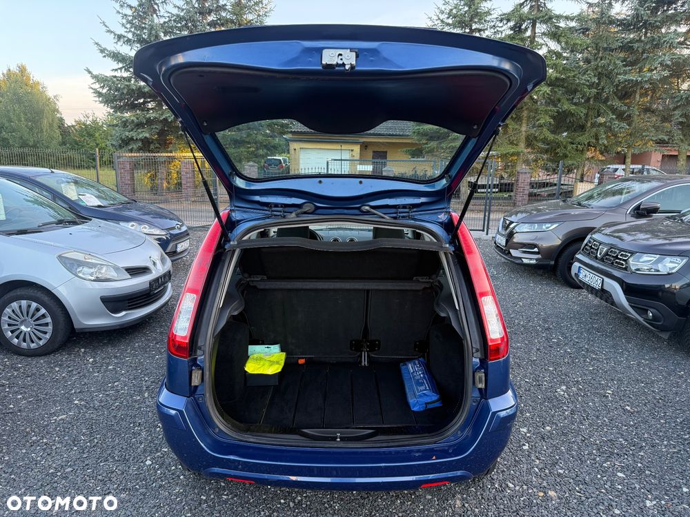 Ford Fusion - 29