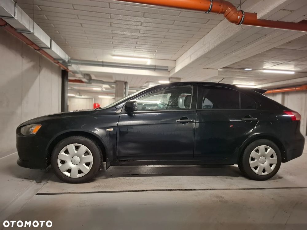 Mitsubishi Lancer 1.8 Invite - 7