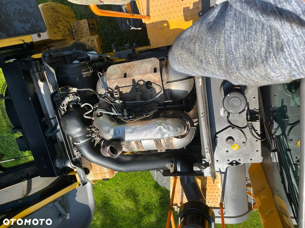 Volvo L120H - 16