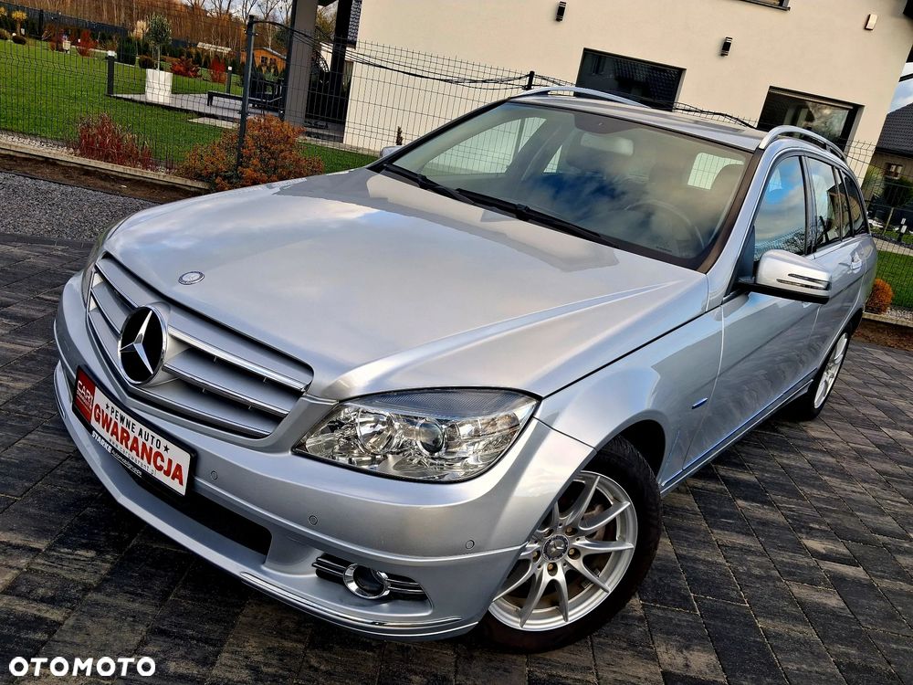 Mercedes-Benz Klasa C 180 CGI Automatik BlueEFFICIENCY Elegance - 8