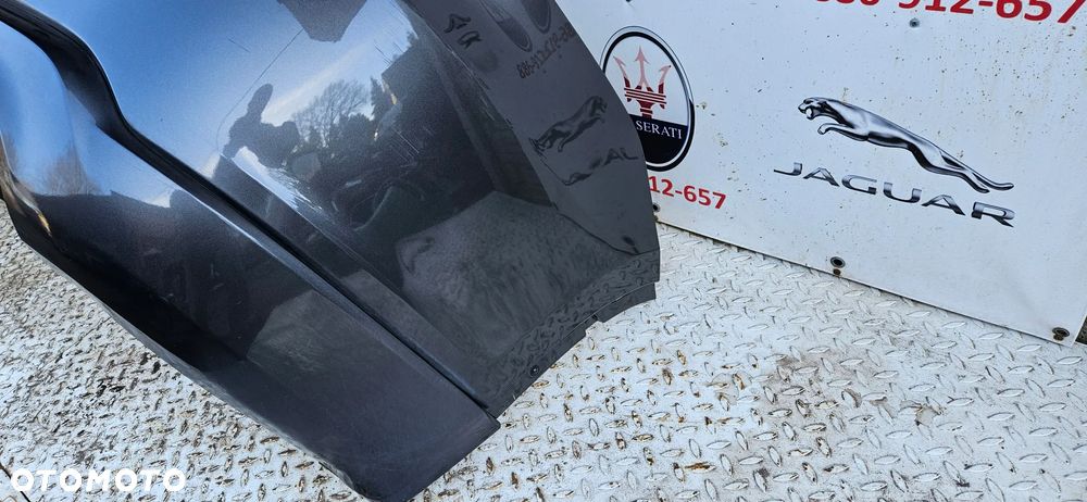 Dodge Durango III LIFT 2014- GT Kompletny zderzak tył pod 4x PDC oraz zaślepka na hak ZDERZAK POD 2 RURY kolor PAU wersja GT - 17