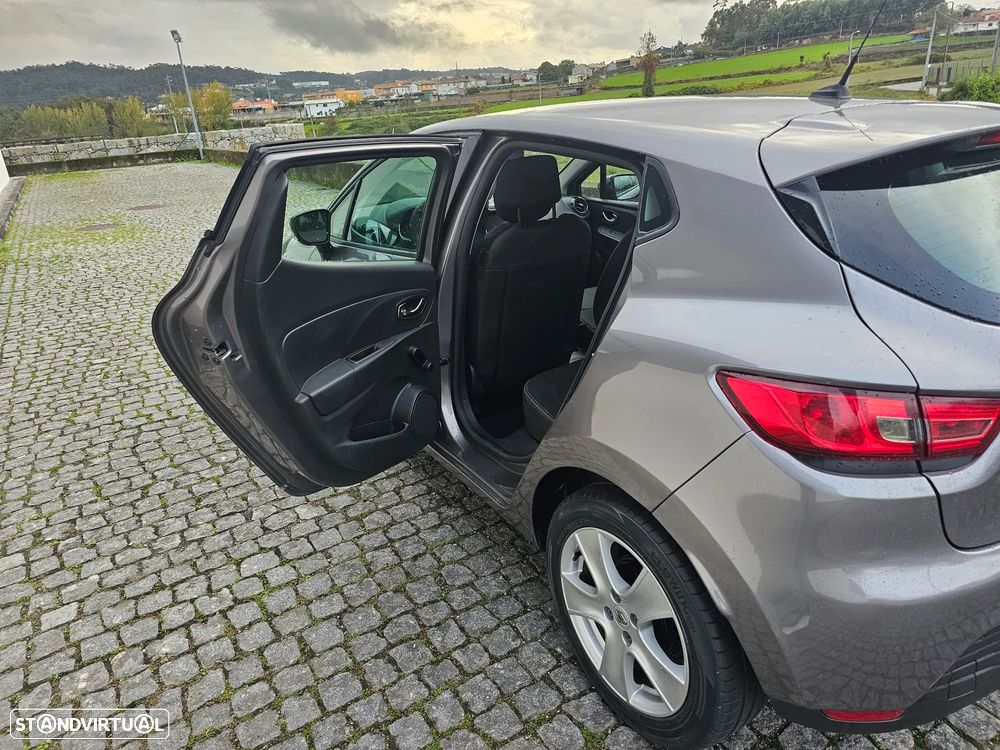 Renault Clio 1.5 dCi Dynamique S - 12