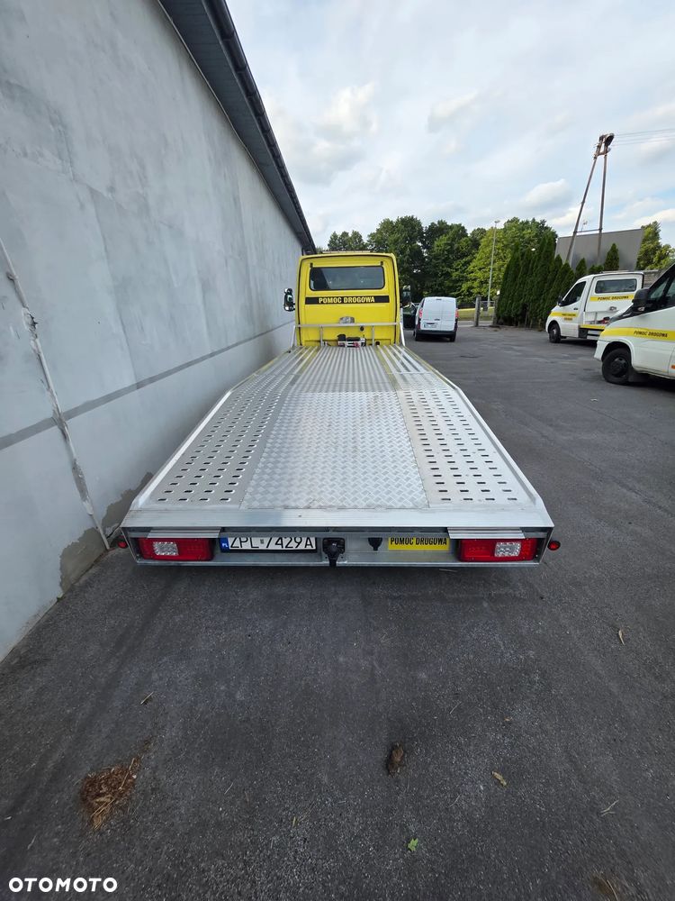 Mercedes-Benz Sprinter - 8