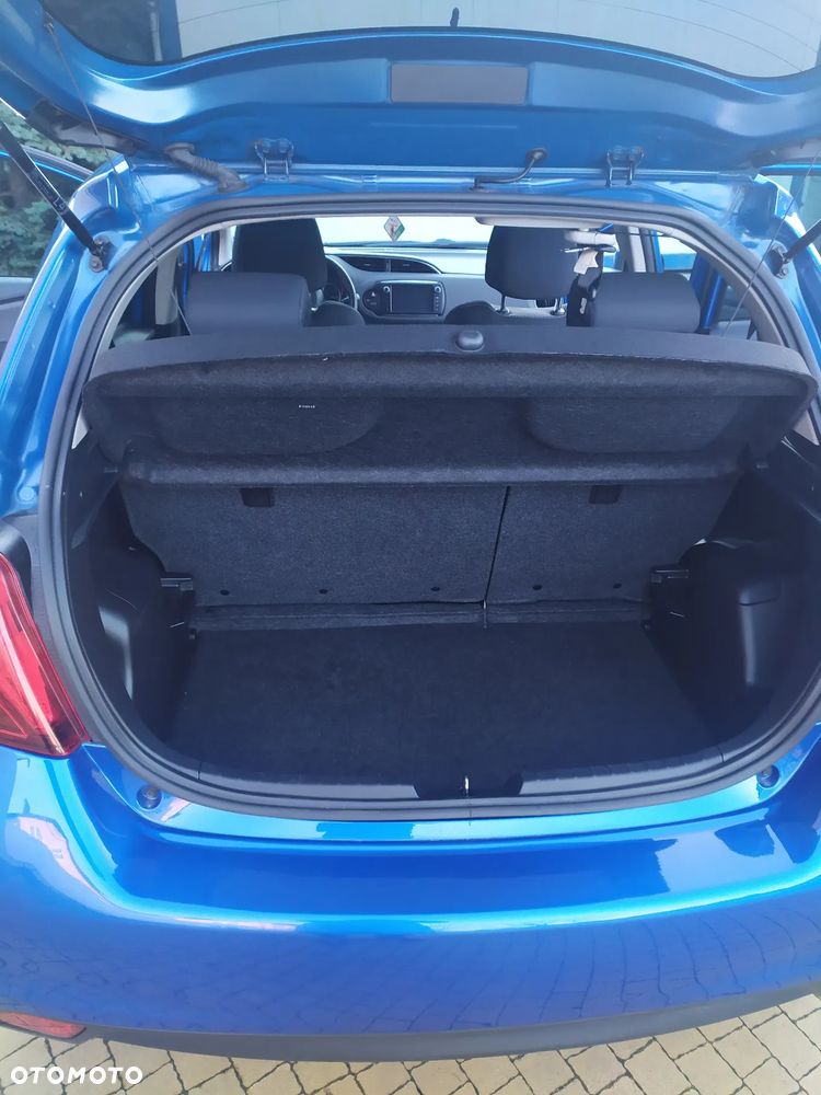 Toyota Yaris Hybrid 100 Active EU6 - 11