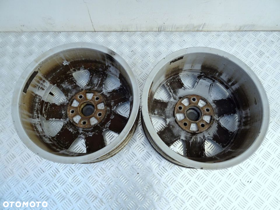 FELGA ALUMINIOWA VW T5 16 x 6.5J 5x120 7H0601025E - 7