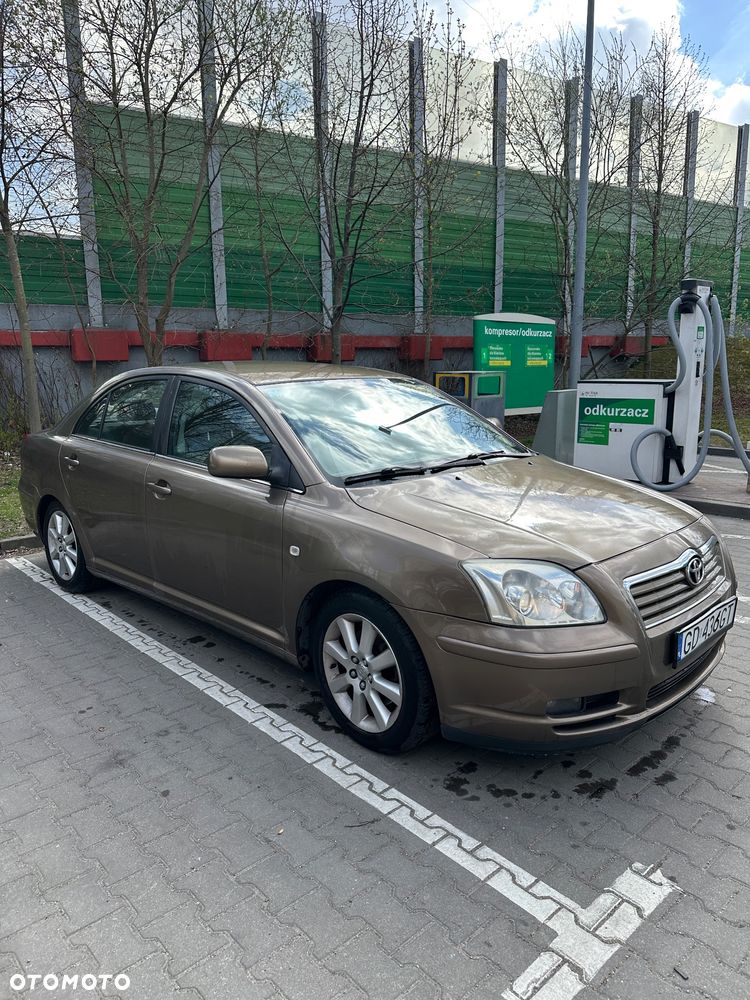 Toyota Avensis 2.0 VVT-i Sol - 9