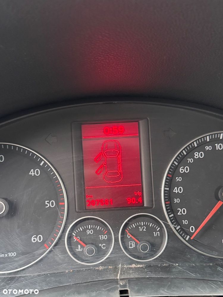 Volkswagen Jetta 1.9 TDI Trendline - 15