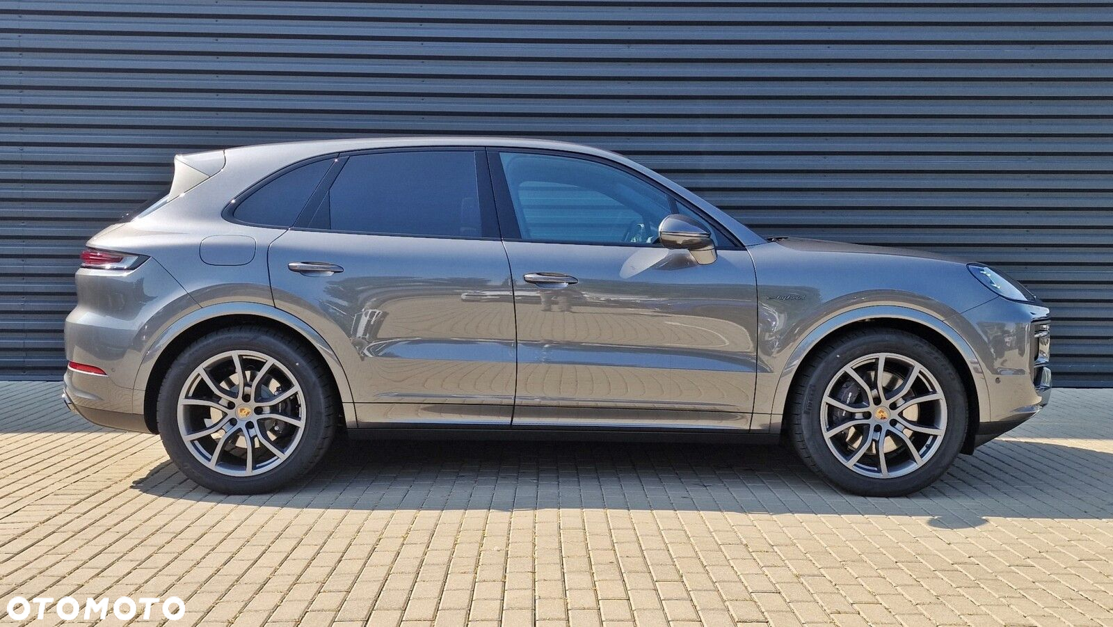 Porsche Cayenne - 7