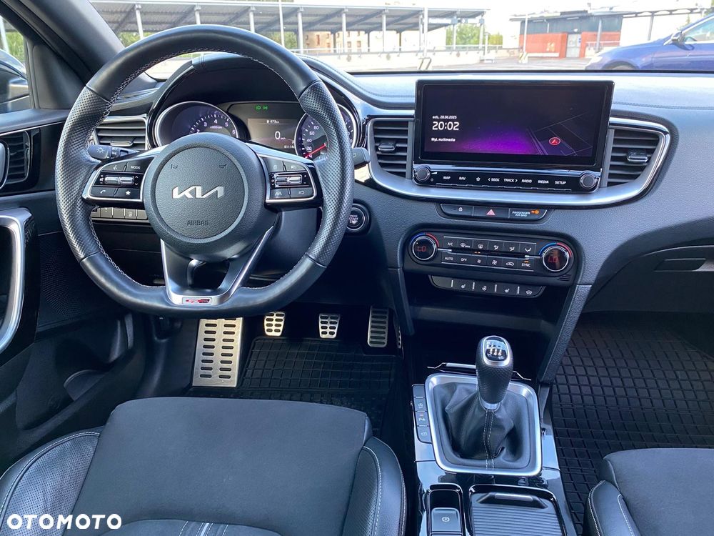 Kia ProCeed 1.5 T-GDI GT Line - 15