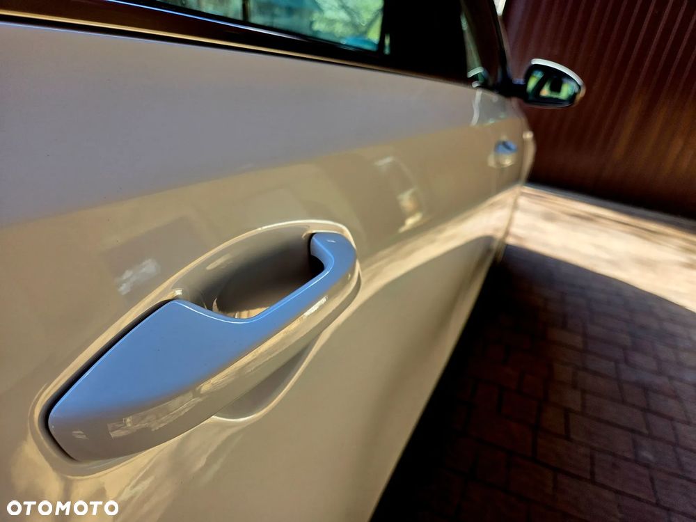 Kia Ceed 1.6 CRDi SCR M - 23