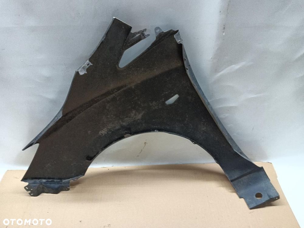 BŁOTNIK PRZÓD PRZEDNI PRAWY MAZDA 5 II BŁOTNIK PRZÓD PRZEDNI PRAWY MAZDA 5 II - 5
