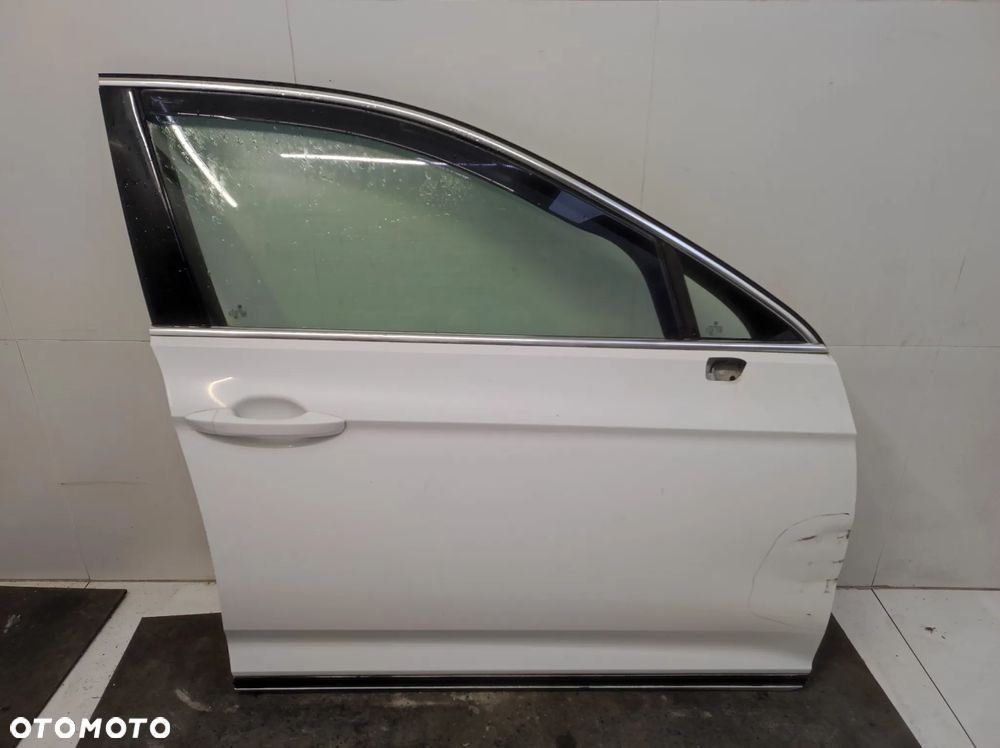Drzwi prawe przód Volkswagen PASSAT B8 kombi - 1