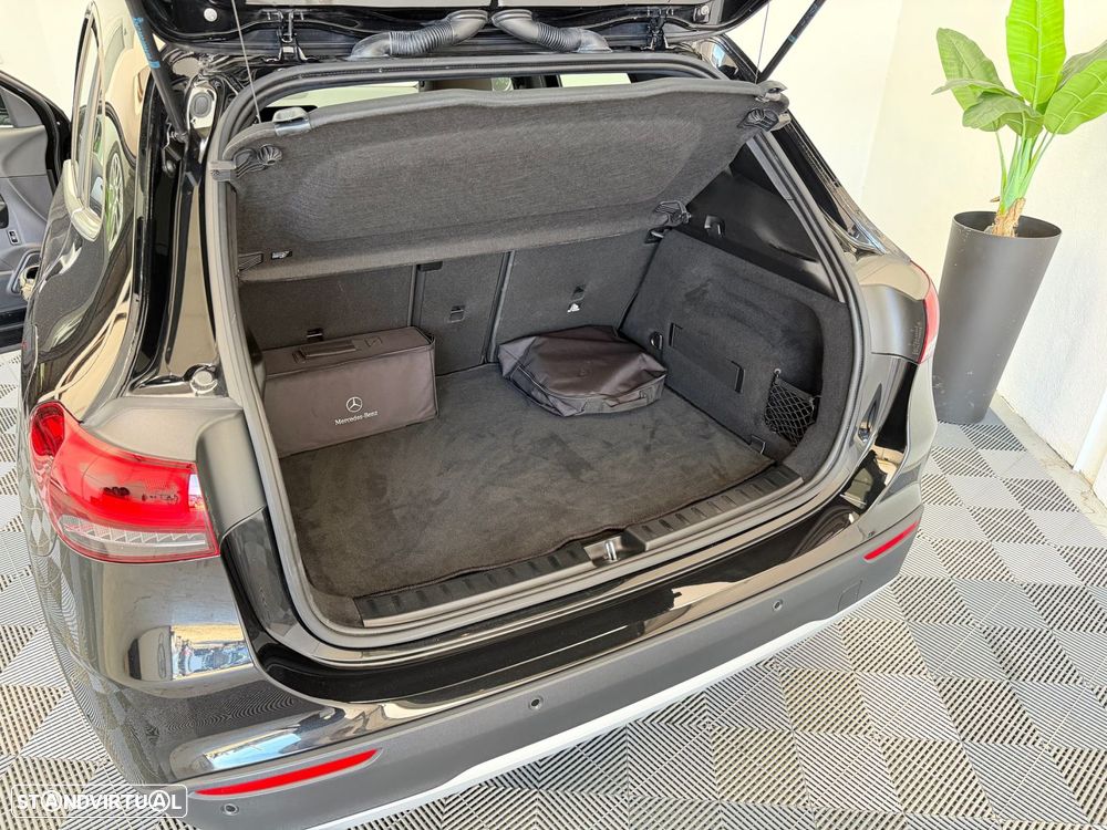Mercedes-Benz GLA 250 e Progressive - 24