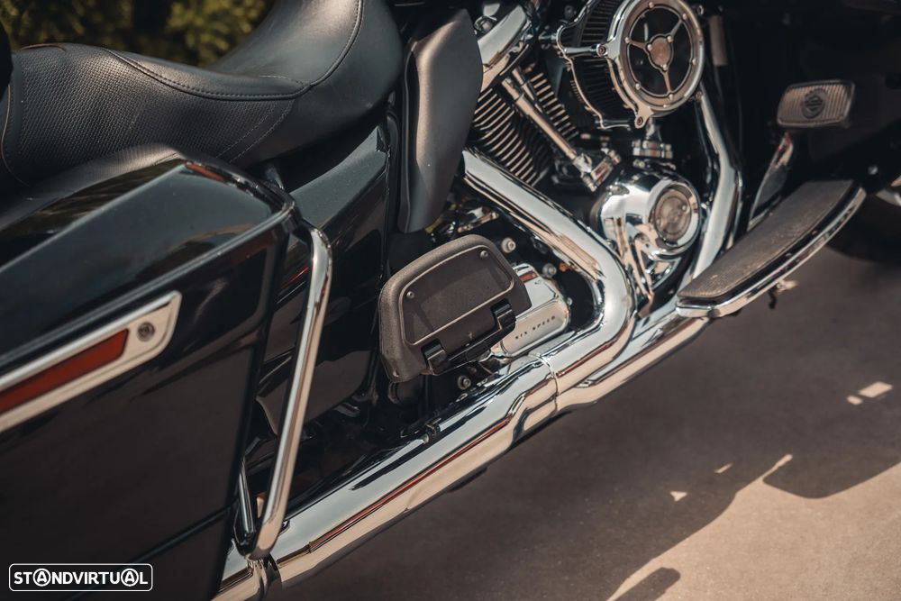 Harley-Davidson FLHT FLHTK - 15