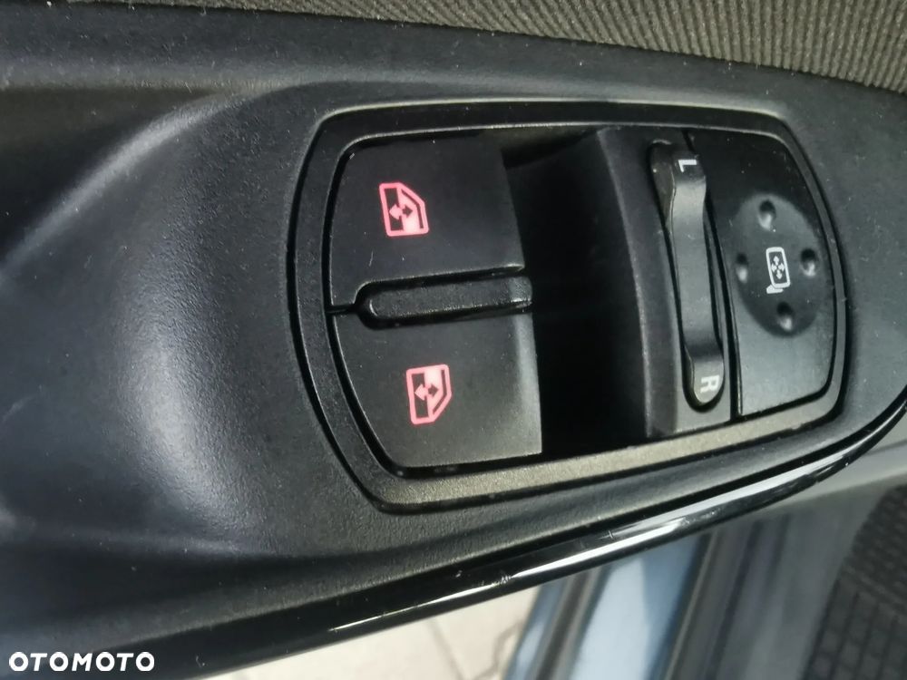 Opel Corsa - 12