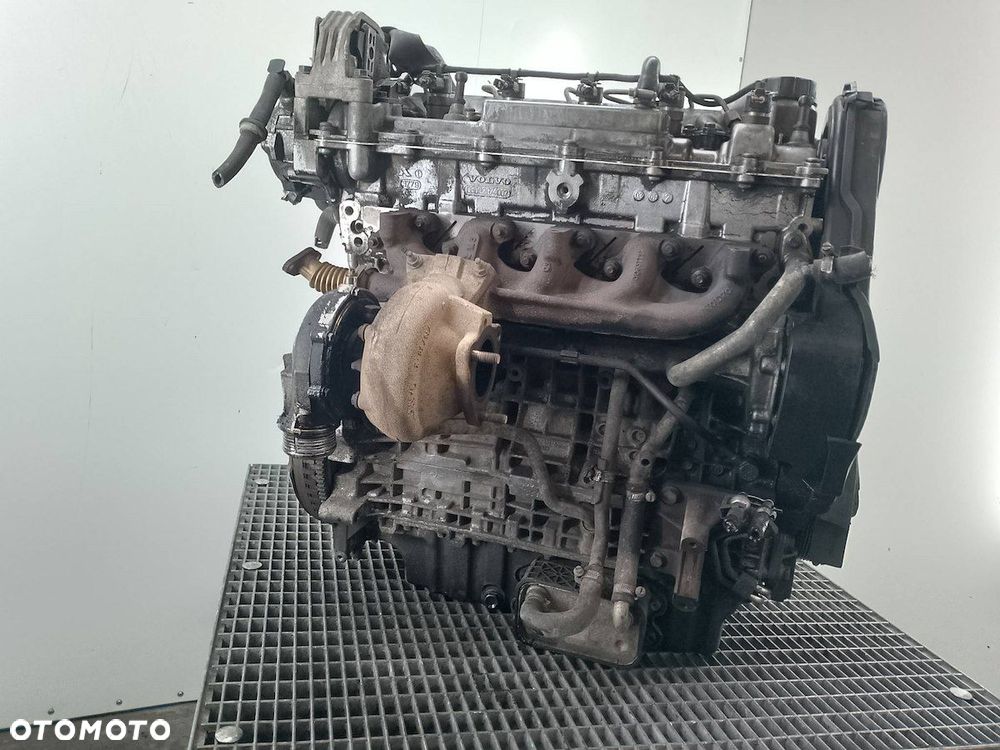 SILNIK VOLVO S60 2.4 D5 - 6