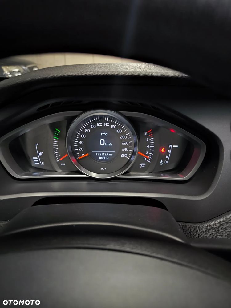 Volvo V40 T4 Base - 15