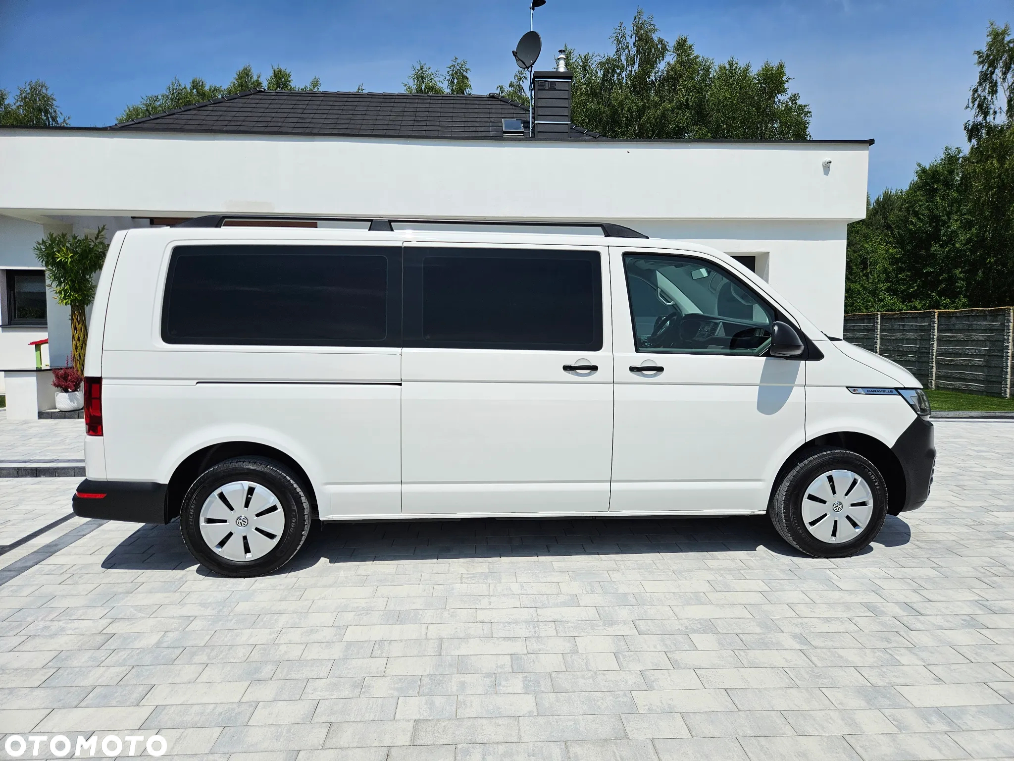 Volkswagen Caravelle 6.1 2.0 TDI L2 Comfortline - 11