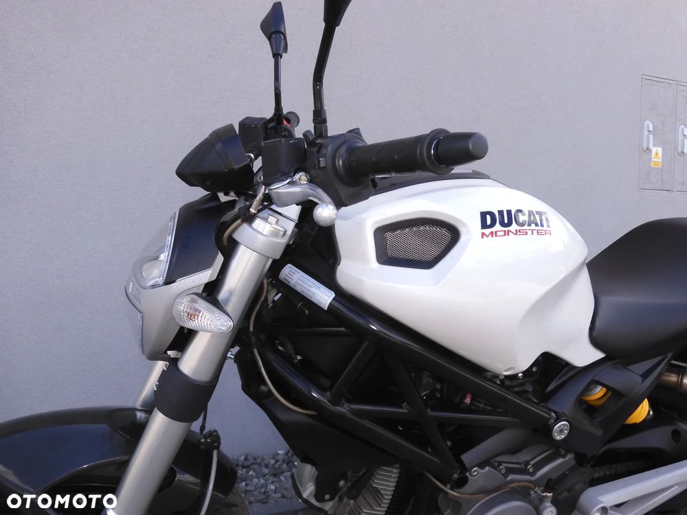 Ducati 696 - 24