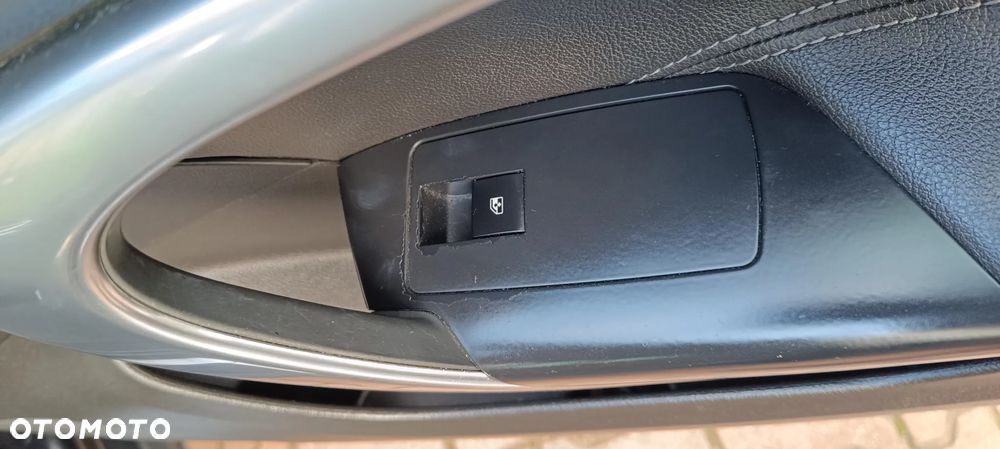 Opel Insignia - 20
