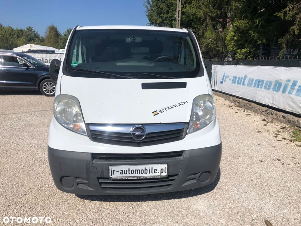 Opel Vivaro - 1