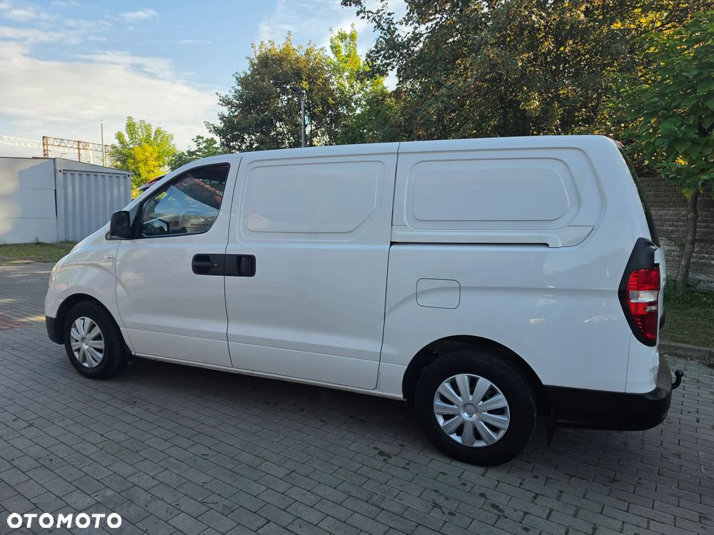 Hyundai H1 Starex Grand Starex - 11