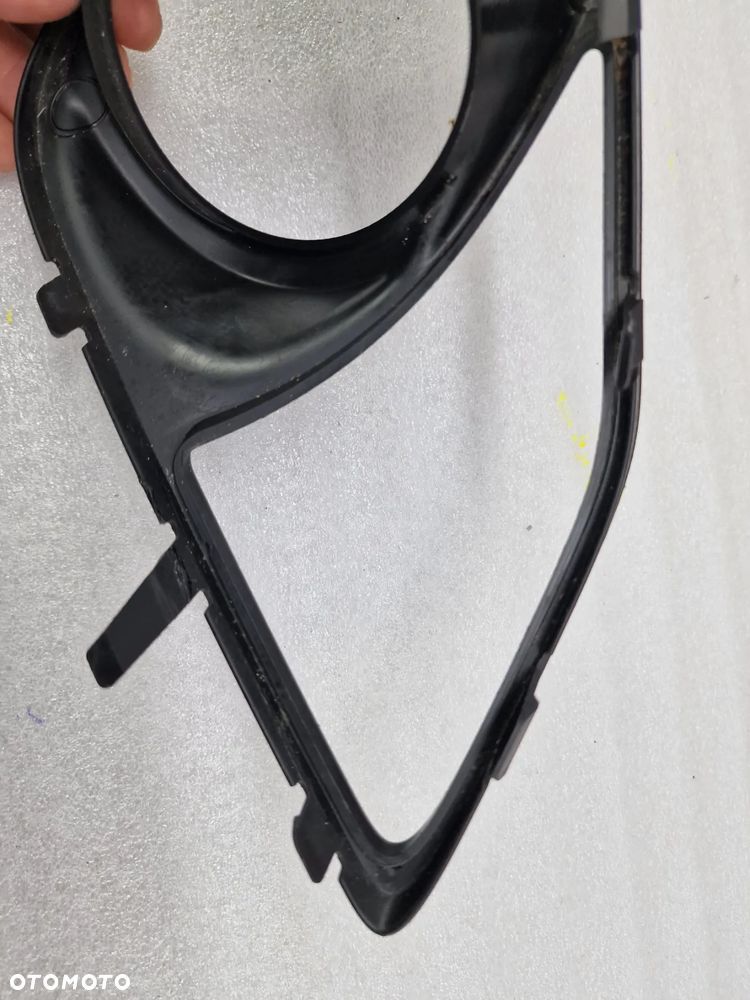 SUBARU BRZ / TOYOTA GT86 PRAWA KRATKA BOCZNA ZDERZAKA PRZEDNIEGO PRZÓD , NR 57731CA020 , NR AUKCJI C/67 - 5