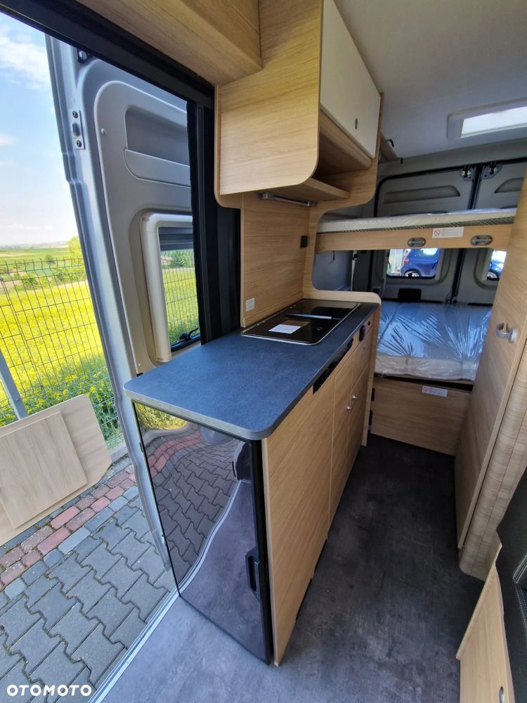 Possl Roadcar VAN R601 Nowy!! 2 osobne łóżka 160x185 FV23% - 15