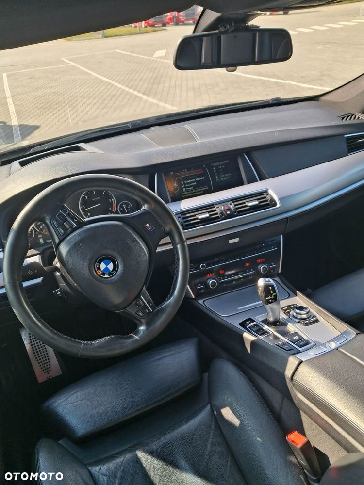 BMW Seria 5 530d xDrive - 6