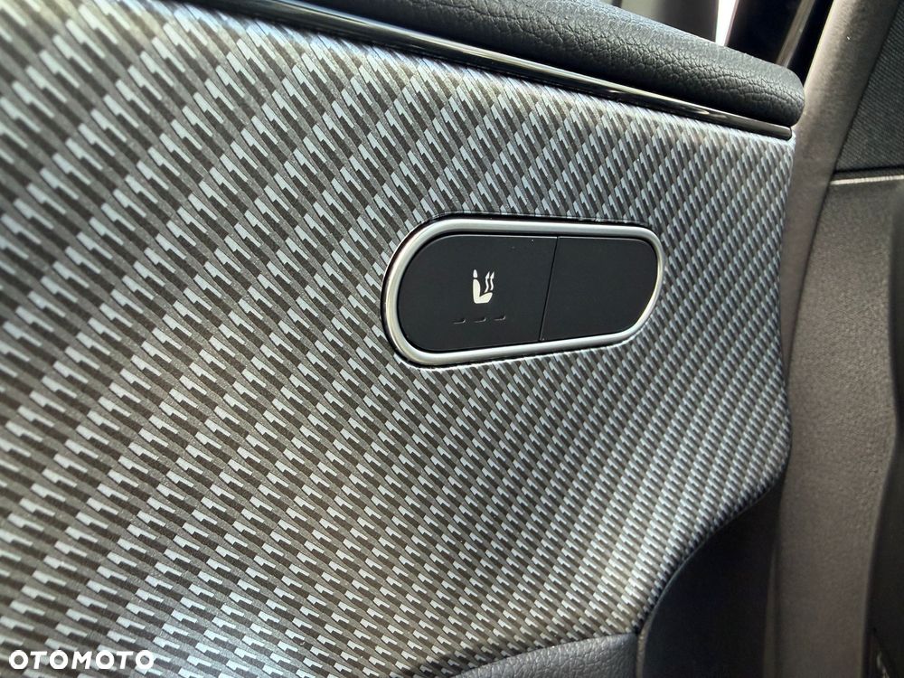 Mercedes-Benz Klasa A 180 7G-DCT Advanced Progressive - 36
