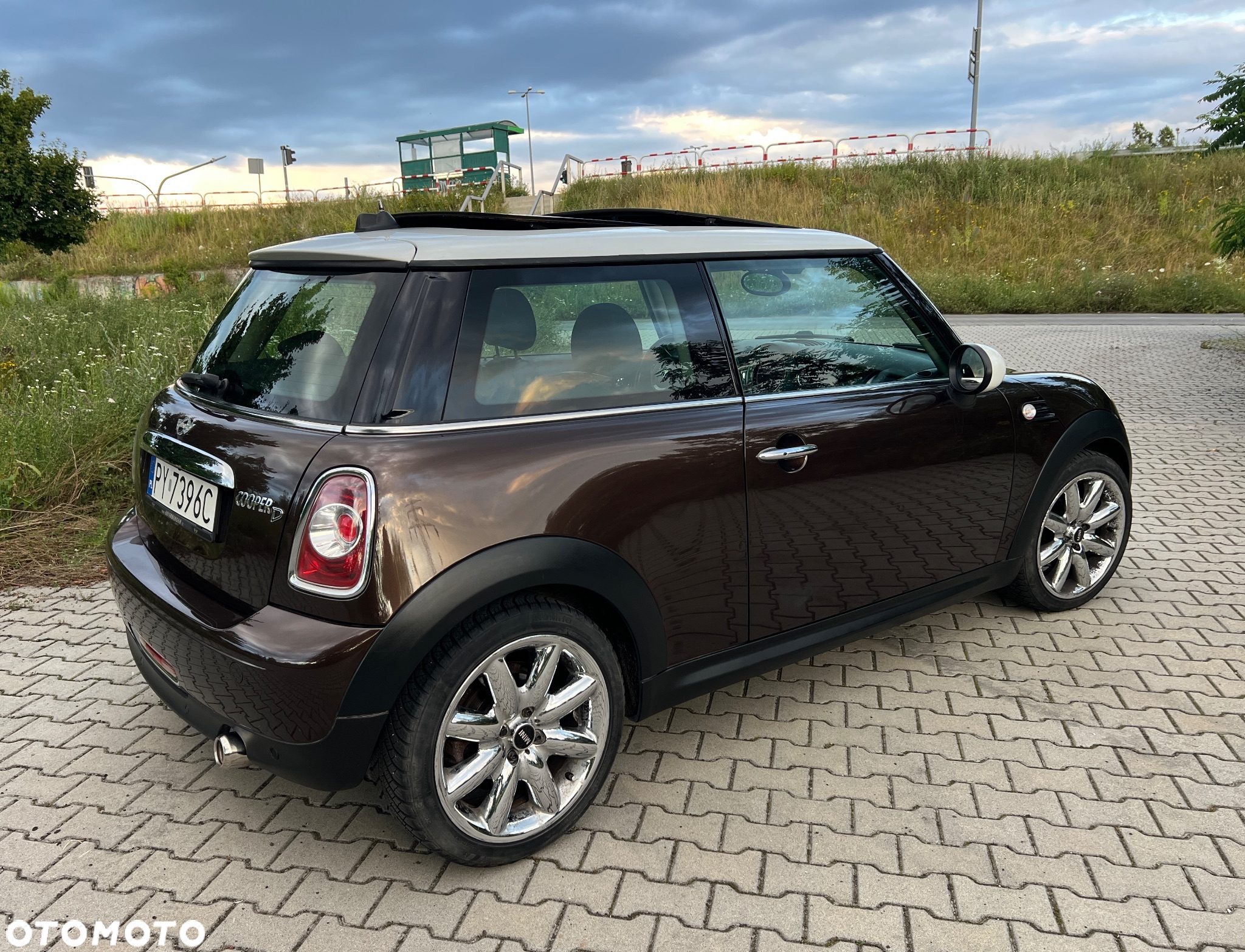 MINI Cooper D - 10