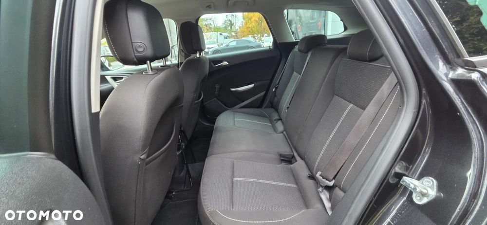 Opel Astra 2.0 CDTI DPF Automatik Design Edition - 29