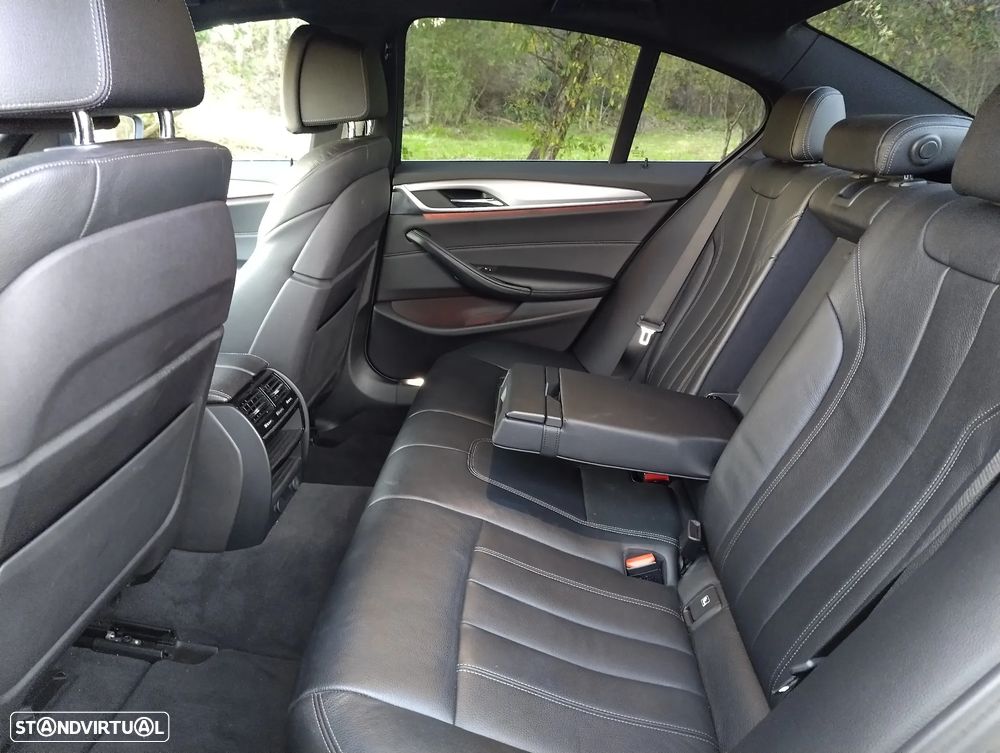BMW 520 d xDrive Line Luxury Auto - 4