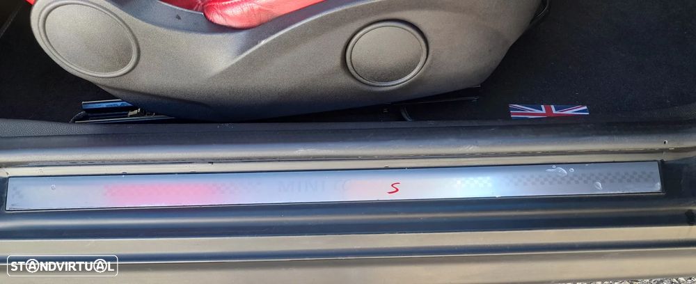 MINI 3 Portas Cooper SD - 26