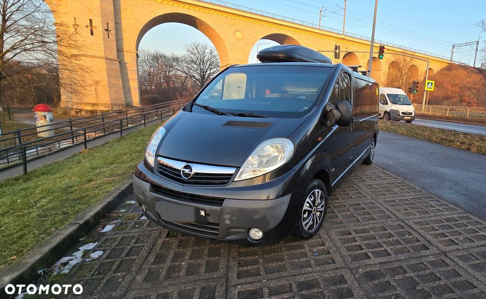 Opel Vivaro - 2