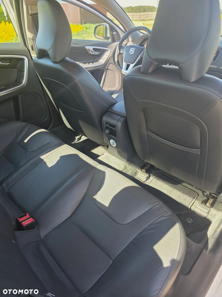 Volvo S60 - 12
