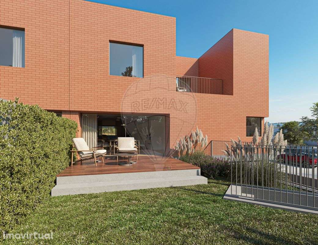 Moradia T4 para venda - Grande imagem: 2/16