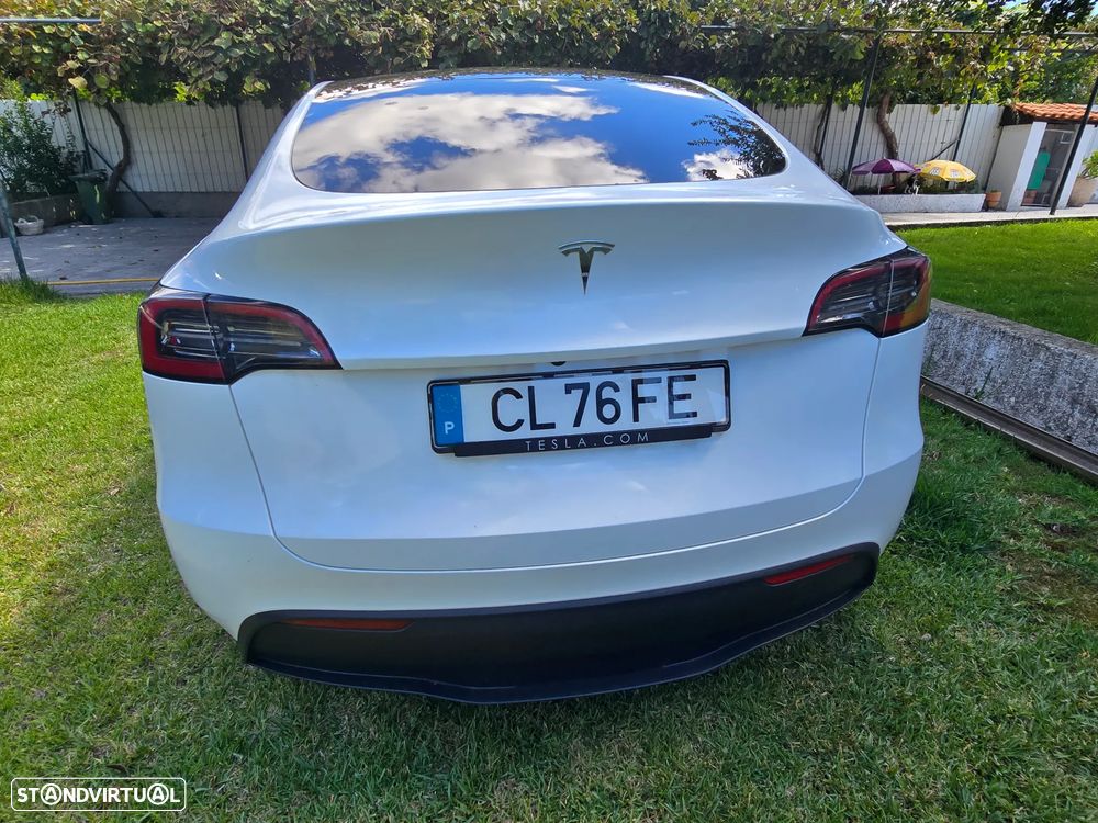 Tesla Model Y Standard - 11