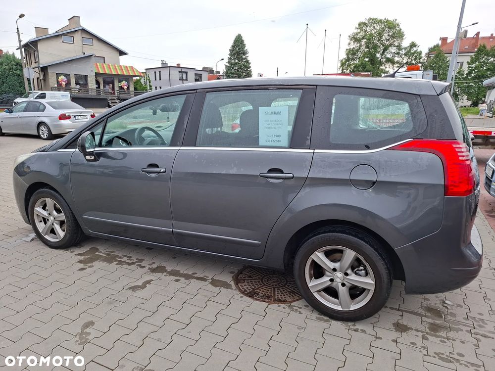 Peugeot 5008 - 4