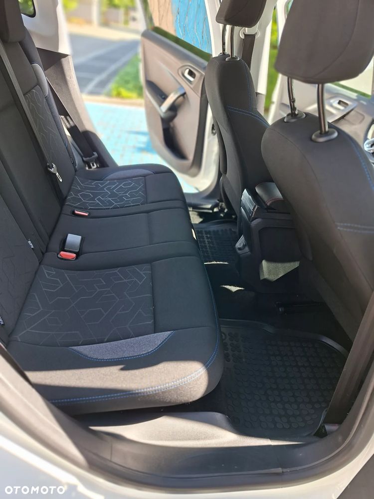 Peugeot 2008 BlueHDi 100 Active - 14