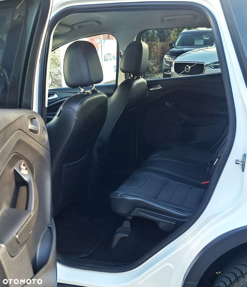 Ford Kuga 2.0 TDCi 4x4 Titanium - 17