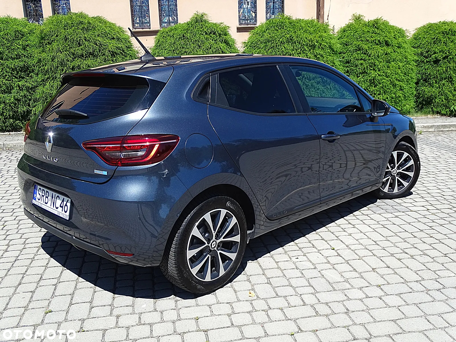 Renault Clio 1.6 E-TECH Techno - 24