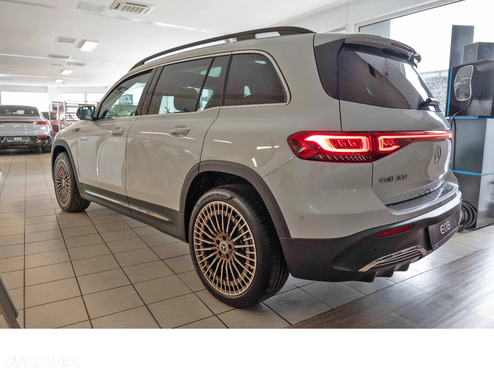 Mercedes-Benz EQB 300 4Matic Edition 1 - 7