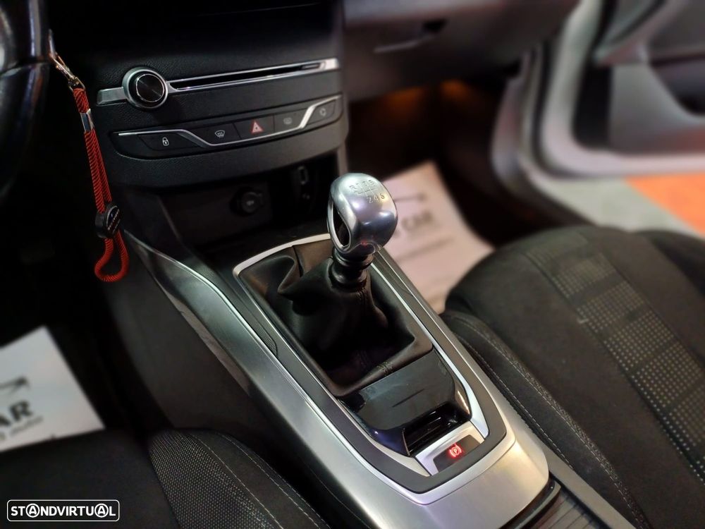 Peugeot 308 1.6 BlueHDi Allure - 19