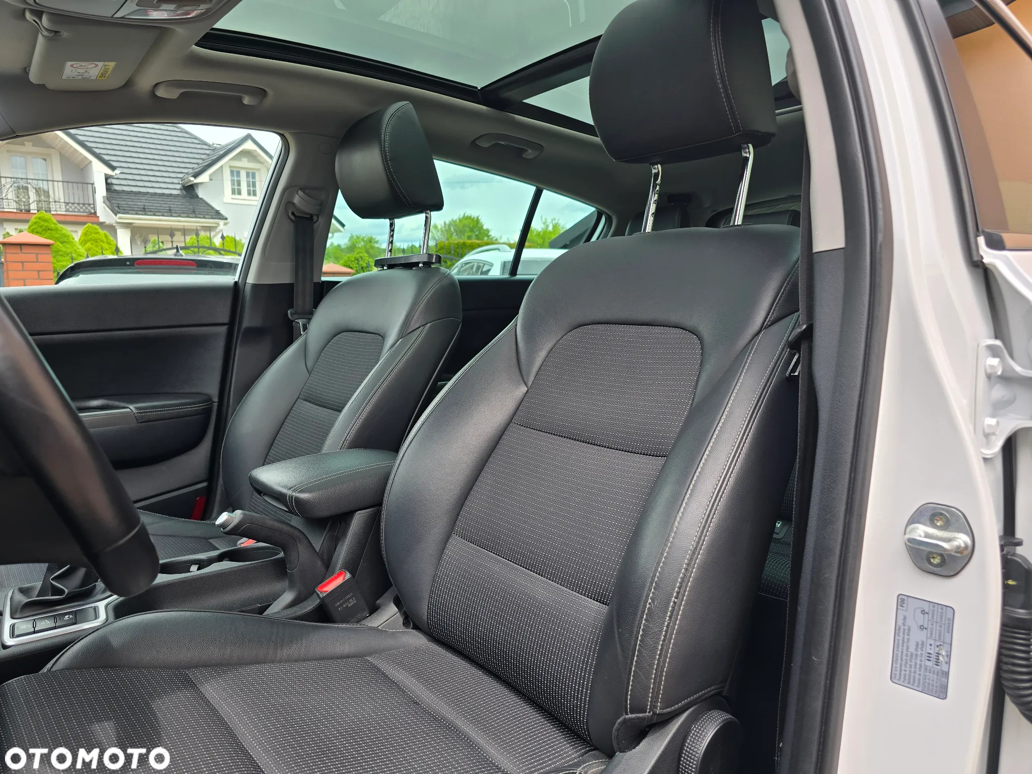 Kia Sportage 1.7 CRDI Business Line L 2WD - 29