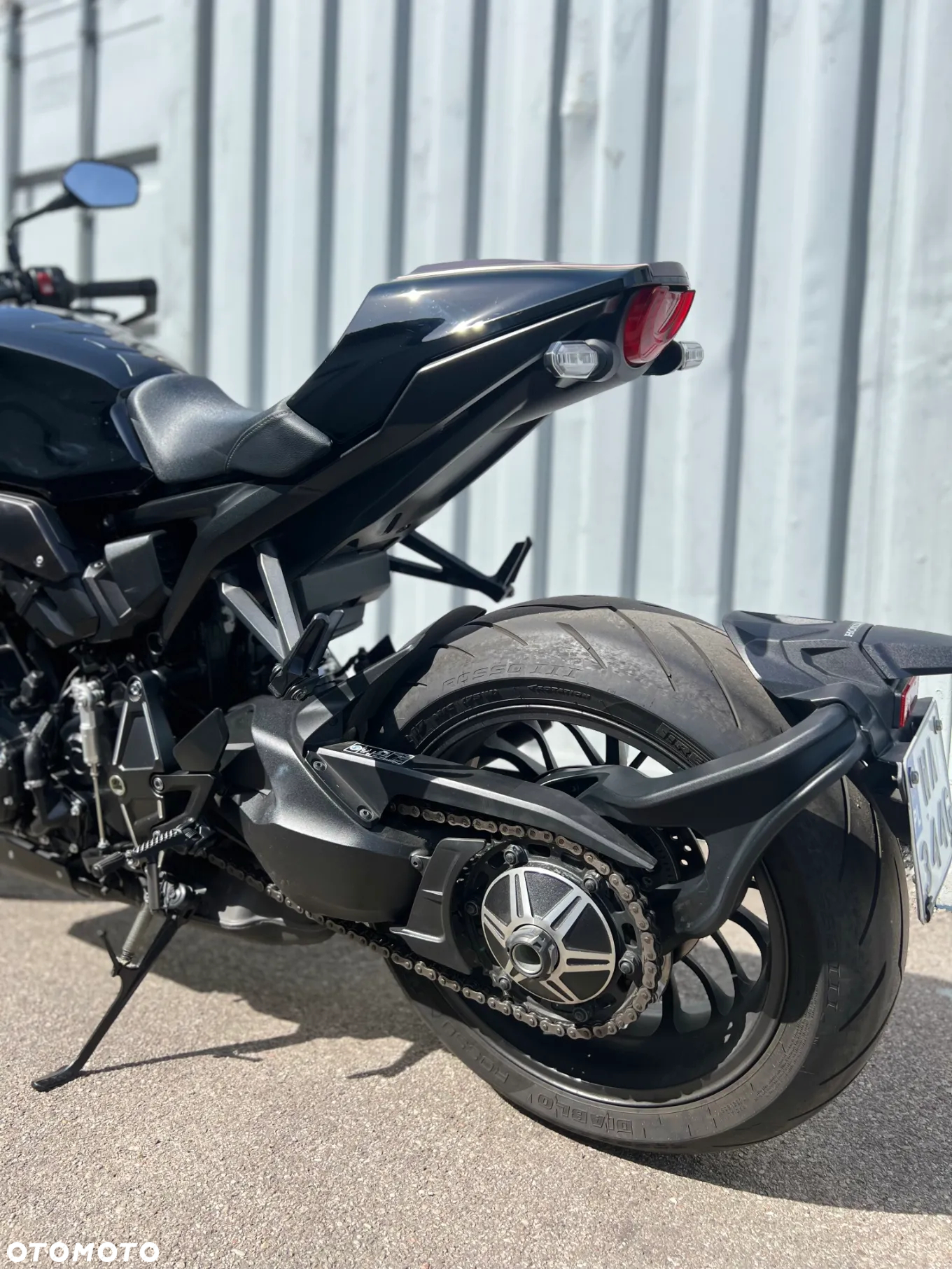 Honda CB - 4