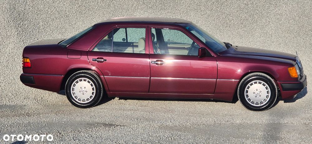 Mercedes-Benz W124 (1984-1993) - 14